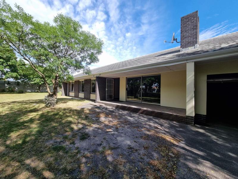 5 Bedroom Property for Sale in De Kuilen Western Cape